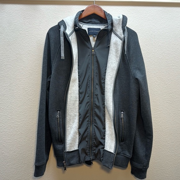 Banana Republic Men's Gray Hoodie Sweater - Picture 3 of 4